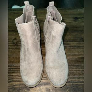 Natural Reflections Ankle Boots